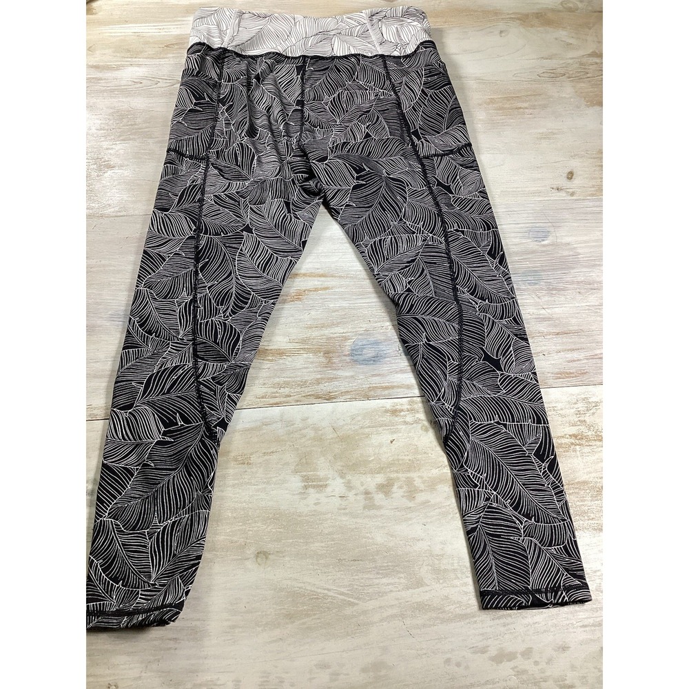 Victoria Secret Black And White Leaf Print Leggings Athleisure Women's XL